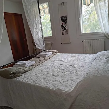 Traghetto Vecchio House カヴァッリーノ・トレポルティ