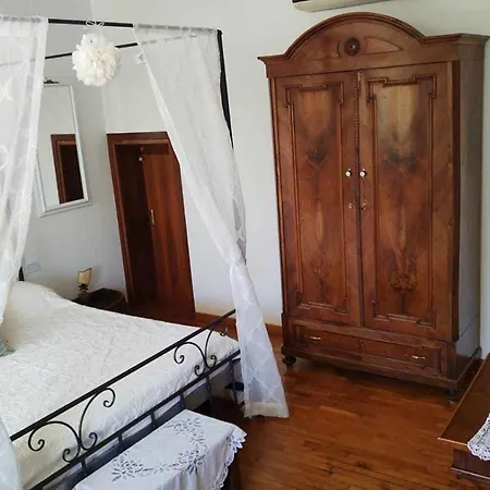 Traghetto Vecchio House カヴァッリーノ・トレポルティ