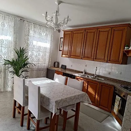 Traghetto Vecchio House